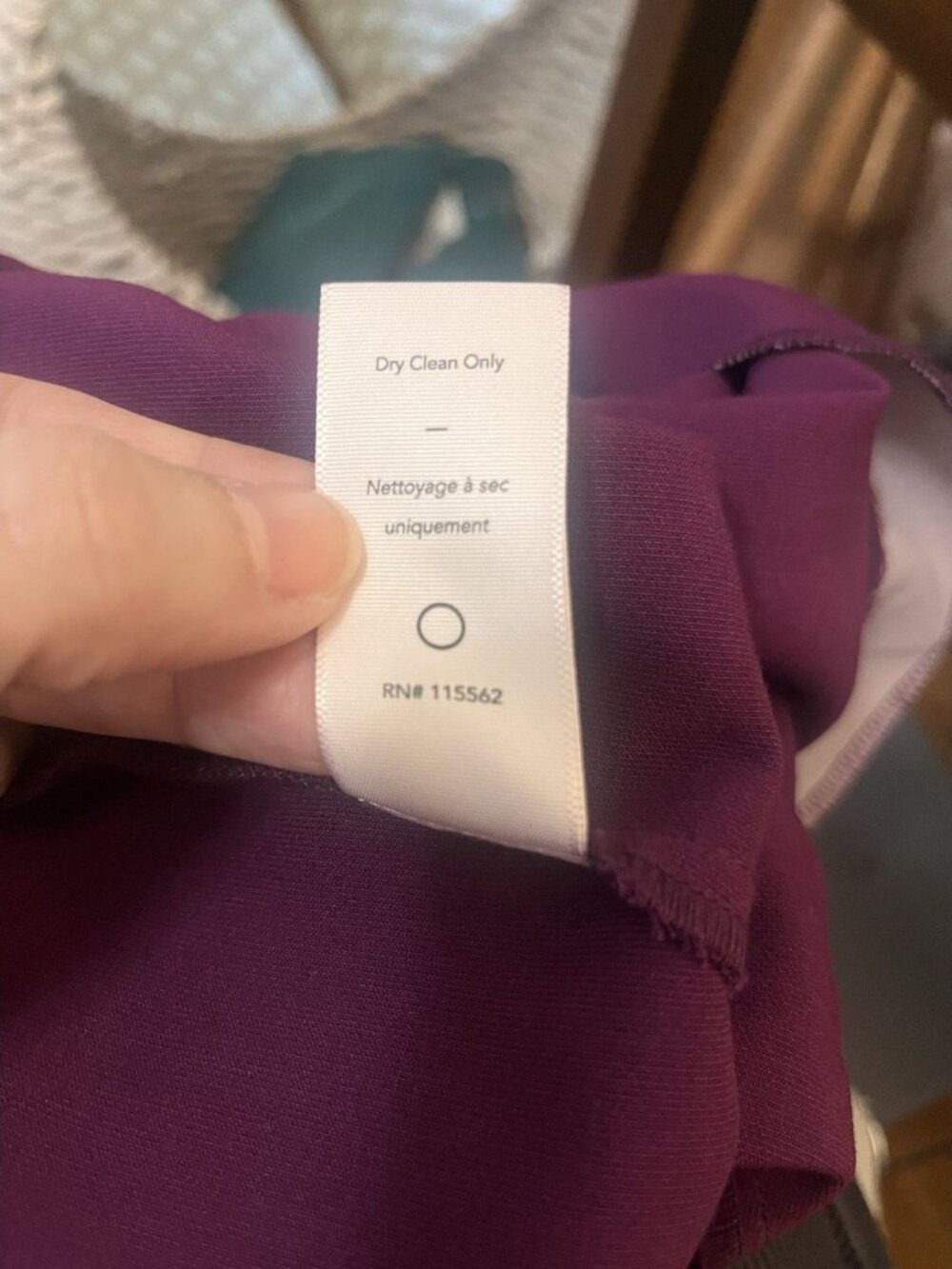 Likely Manhattan Sheath Dress Sz 2 Purple Short Sleeve Crew Neck Zipper Plum - Picture 10 of 10